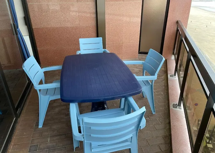 Apartment With Seaview