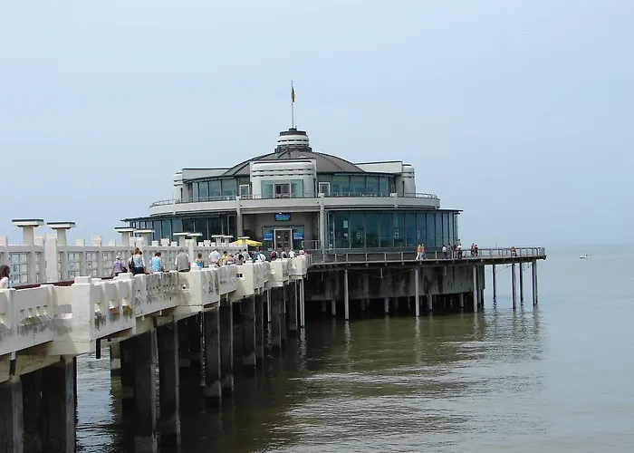 With Seaview * Blankenberge